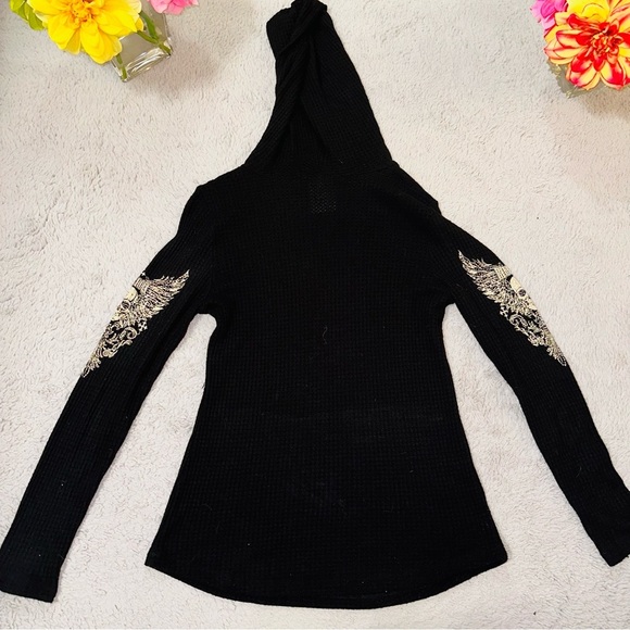 Vocal skull Embellishment waffle top - Picture 10 of 10